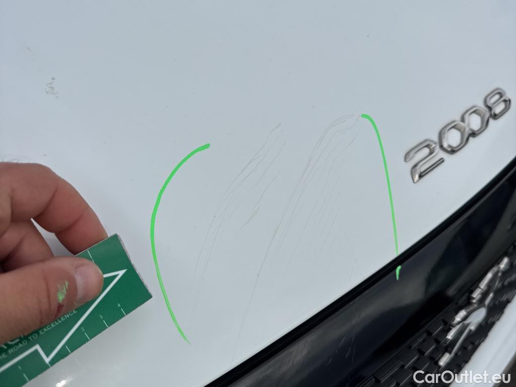  Peugeot  2008 PEUGEOT  / 2019 / 5P / todoterreno Allure BlueHDI 81kW (110CV) #5