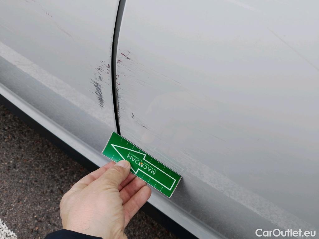  Hyundai  Konna HYUNDAI Kona / 2020 / 5P / todoterreno 1.0 TGDI Klass 4X2 #6