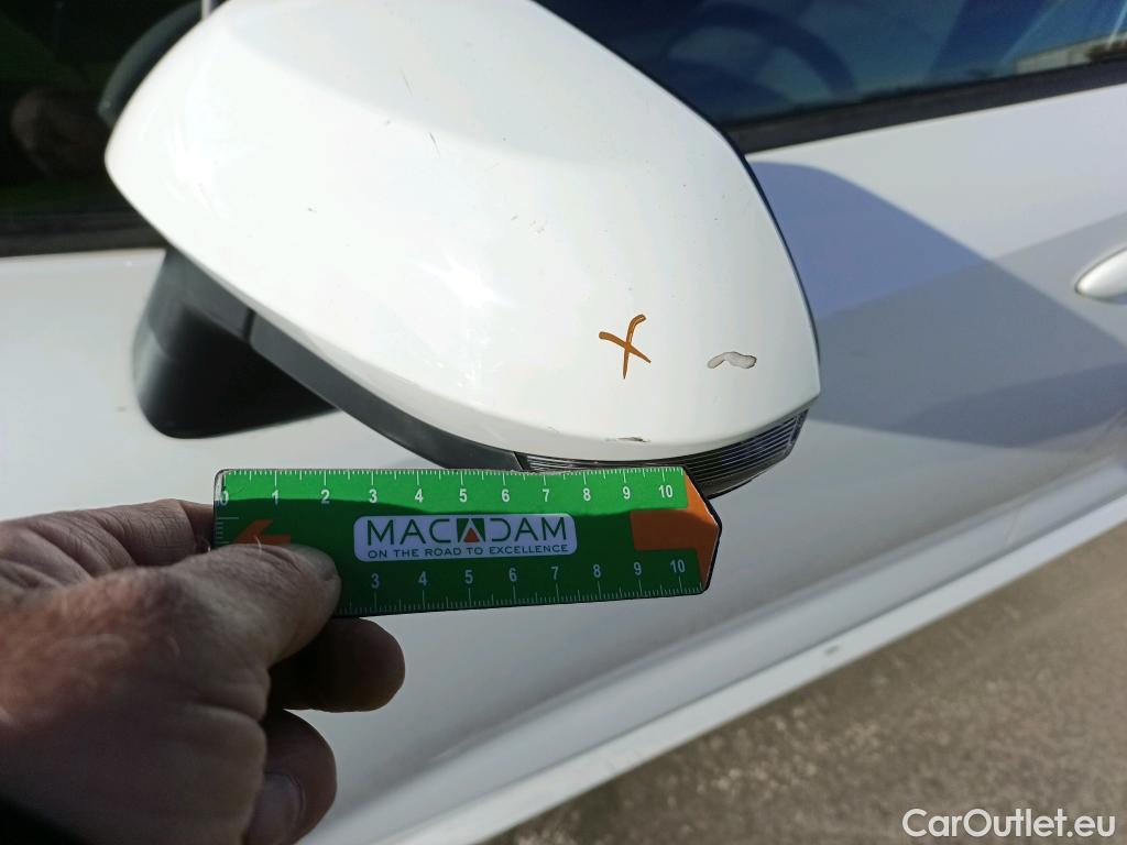  Toyota  Corolla TOYOTA  / 2019 / 5P / familiar 1.8 125H ACTIVE TECH E-CVT TOU SPORT #29