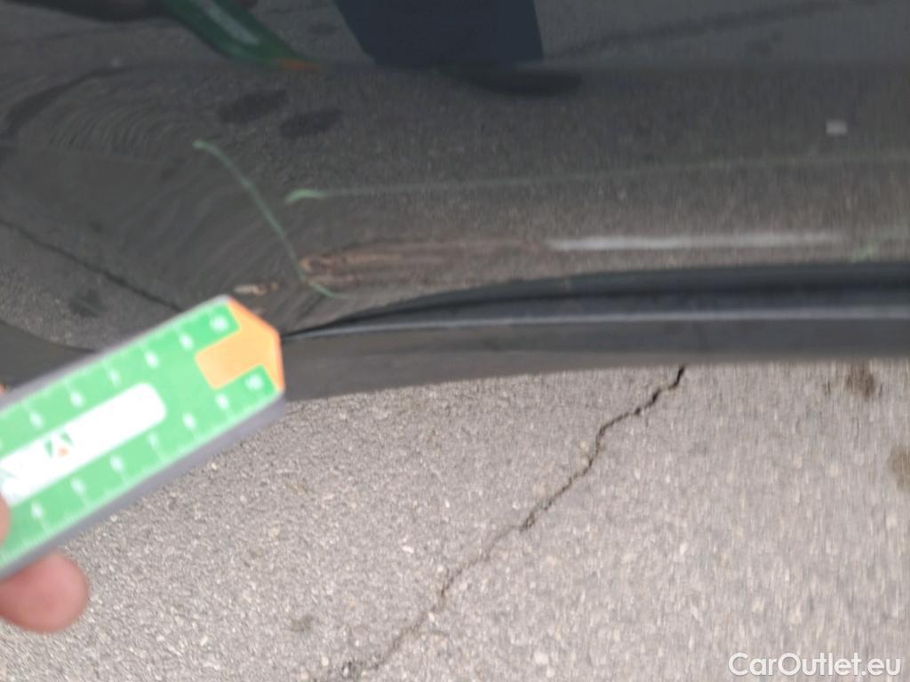  KIA  Sportage KIA  1.6MHEV Drive 100kW(136CV) 4x2(Crist Tintados)(CX) #5