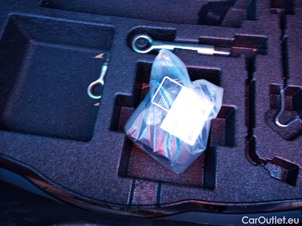  Mazda  3 MAZDA Mazda / 2019 / 4P / sedán 2.0 e-SKYACTIV-X ZENITH SAFETY #10