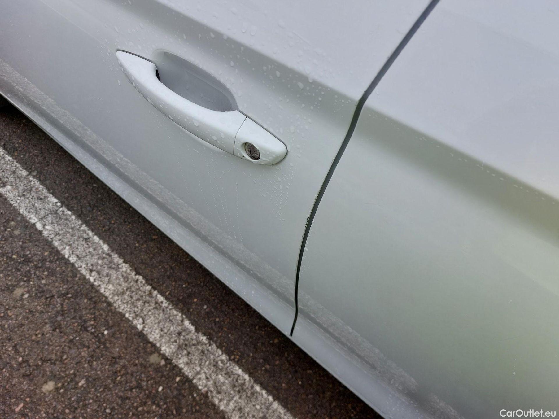  Opel  Corsa OPEL  / 2019 / 5P / berlina con portón 1.2T XHL 74kW (100CV) Edition (AC) #11