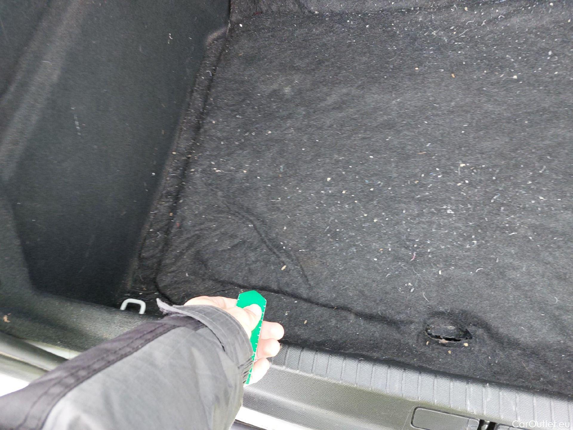  Opel  Corsa OPEL  / 2019 / 5P / berlina con portón 1.2T XHL 74kW (100CV) Edition (AC) #2