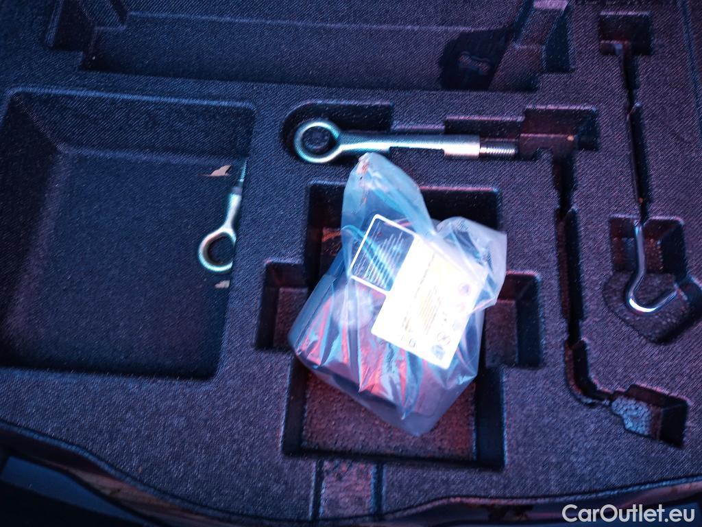  Mazda  3 MAZDA Mazda / 2019 / 4P / sedán 2.0 e-SKYACTIV-X ZENITH SAFETY #9