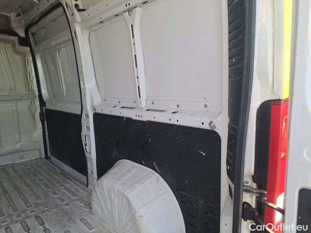  Opel  Movano  C HKa L2H2 3 5t Edition 140CV MT6 E6d #10