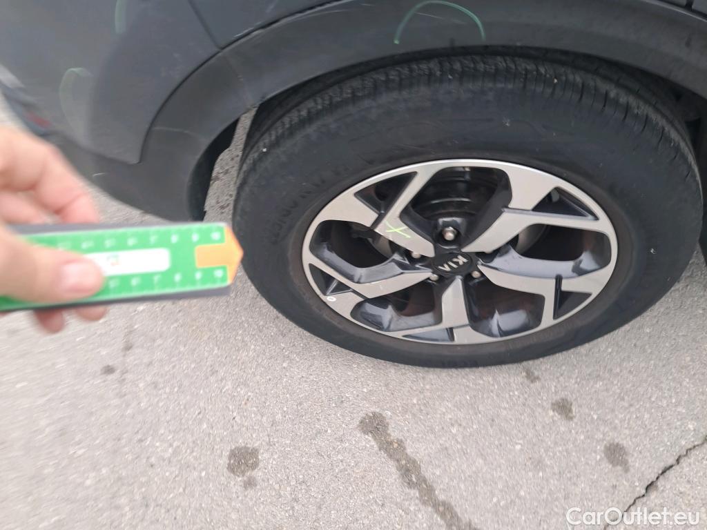  KIA  Sportage KIA  1.6MHEV Drive 100kW(136CV) 4x2(Crist Tintados)(CX) #8