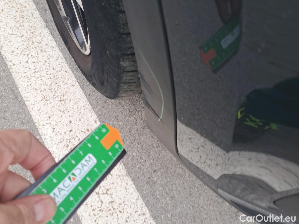  KIA  Sportage KIA  1.6MHEV Drive 100kW(136CV) 4x2(Crist Tintados)(CX) #22