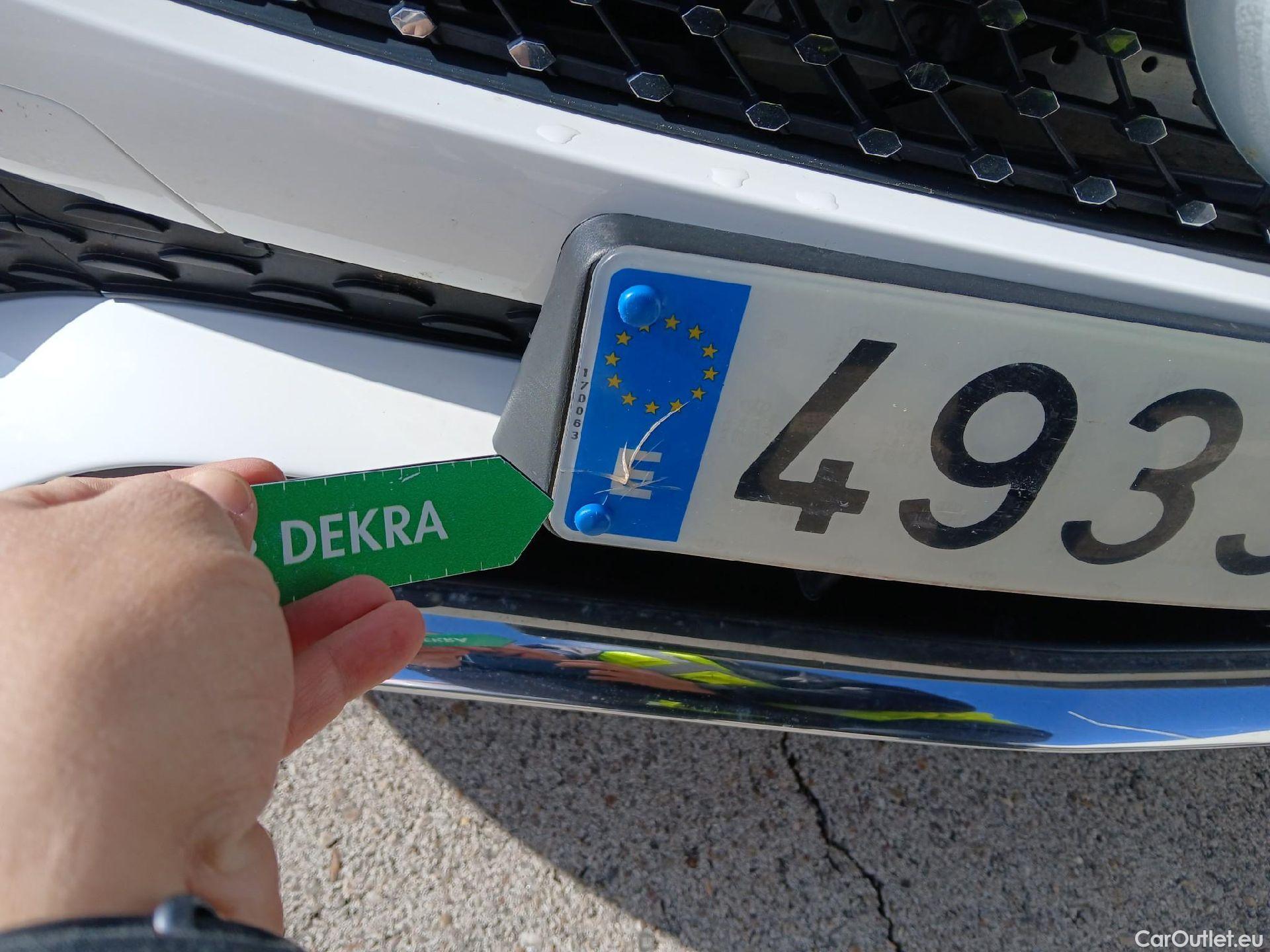  Mercedes  G-Klasee MERCEDES-BENZ Clase GLC / 2019 / 5P / todoterreno GLC 300 de 4MATIC #28