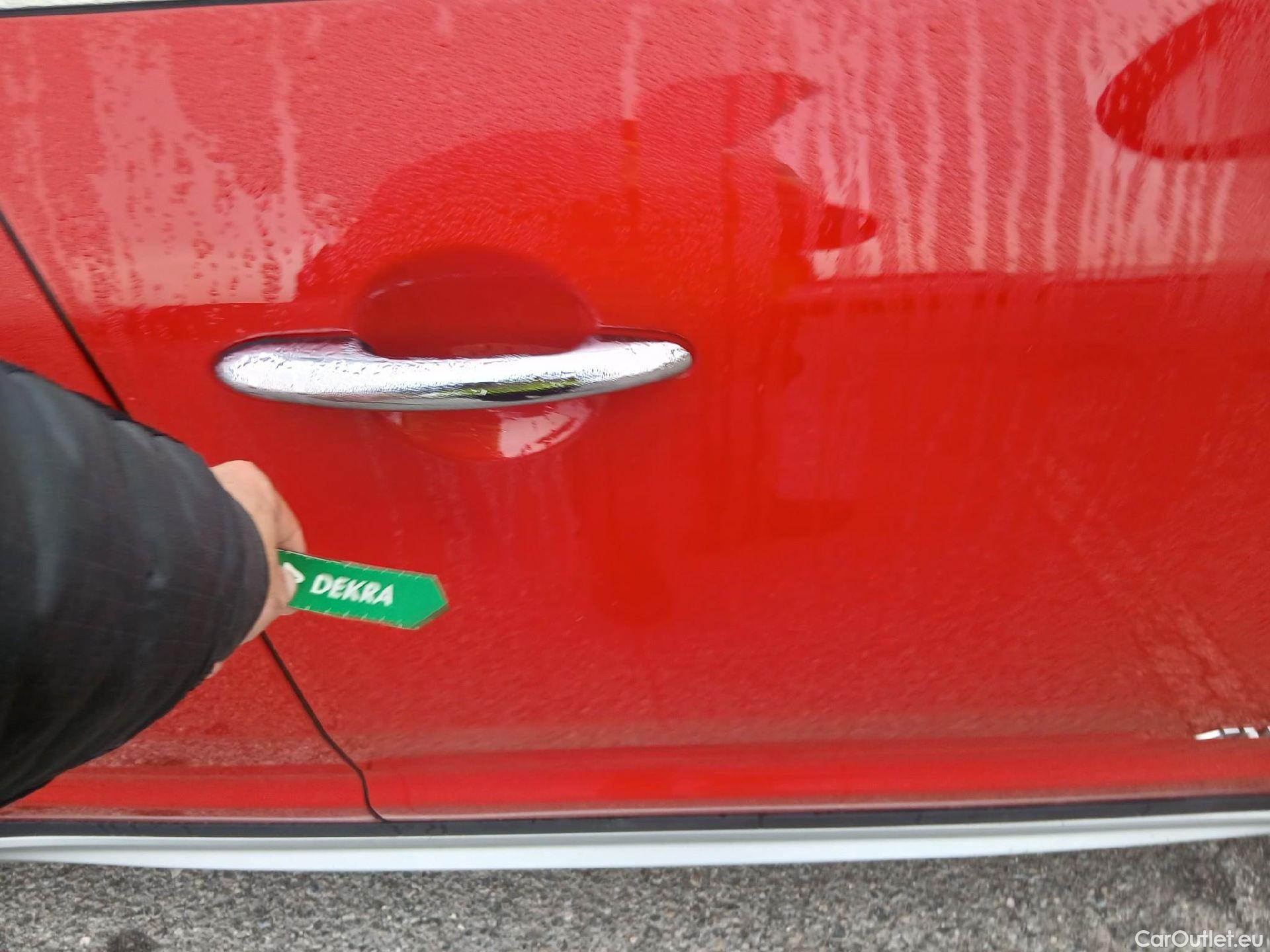  Mini  Countryman MINI  / 2016 / 5P / berlina con portón Cooper S E ALL4 #11