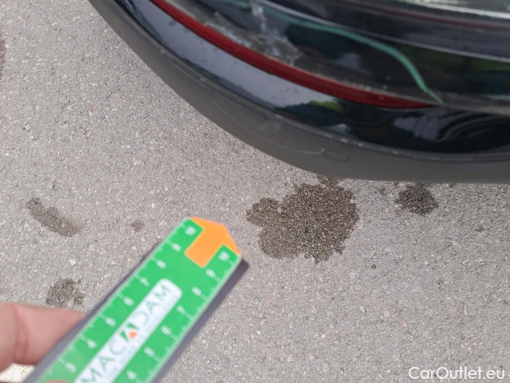  KIA  Sportage KIA  1.6MHEV Drive 100kW(136CV) 4x2(Crist Tintados)(CX) #31