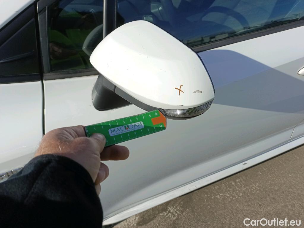  Toyota  Corolla TOYOTA  / 2019 / 5P / familiar 1.8 125H ACTIVE TECH E-CVT TOU SPORT #28