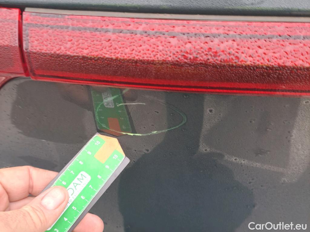  KIA  Sportage KIA  1.6MHEV Drive 100kW(136CV) 4x2(Crist Tintados)(CX) #3