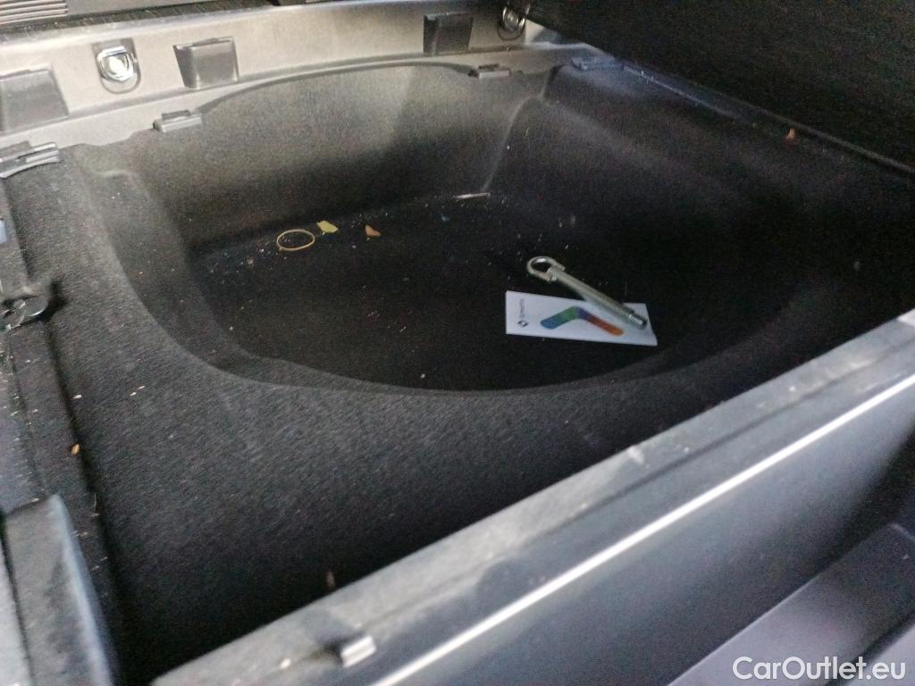  Toyota  Corolla TOYOTA  / 2019 / 5P / familiar 1.8 125H ACTIVE TECH E-CVT TOU SPORT #15