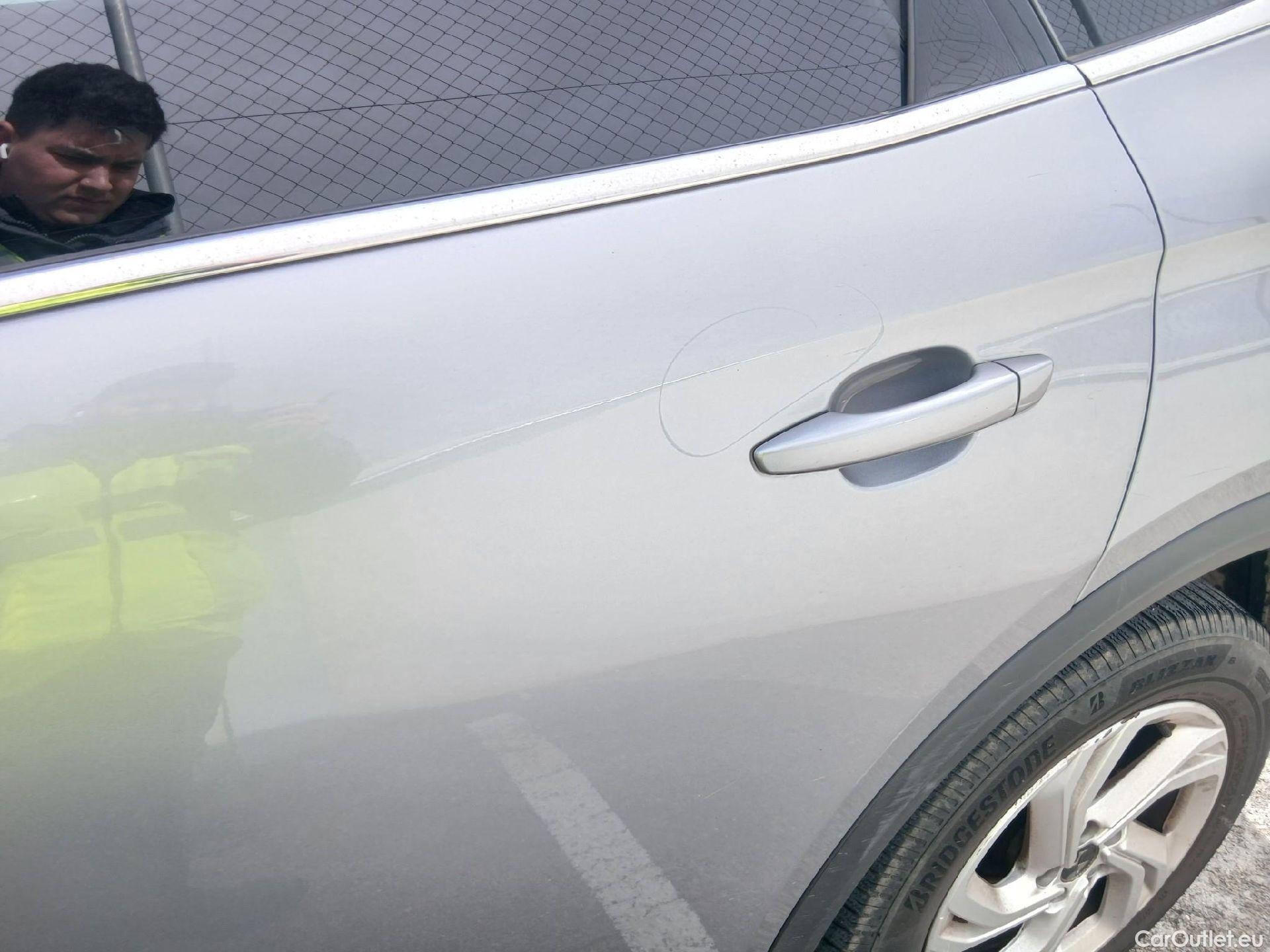  DS  DS7 DS DS 7 Crossback / 2017 / 5P / todoterreno BlueHDi DE 96kW (130CV) BE CHIC (AC) #26