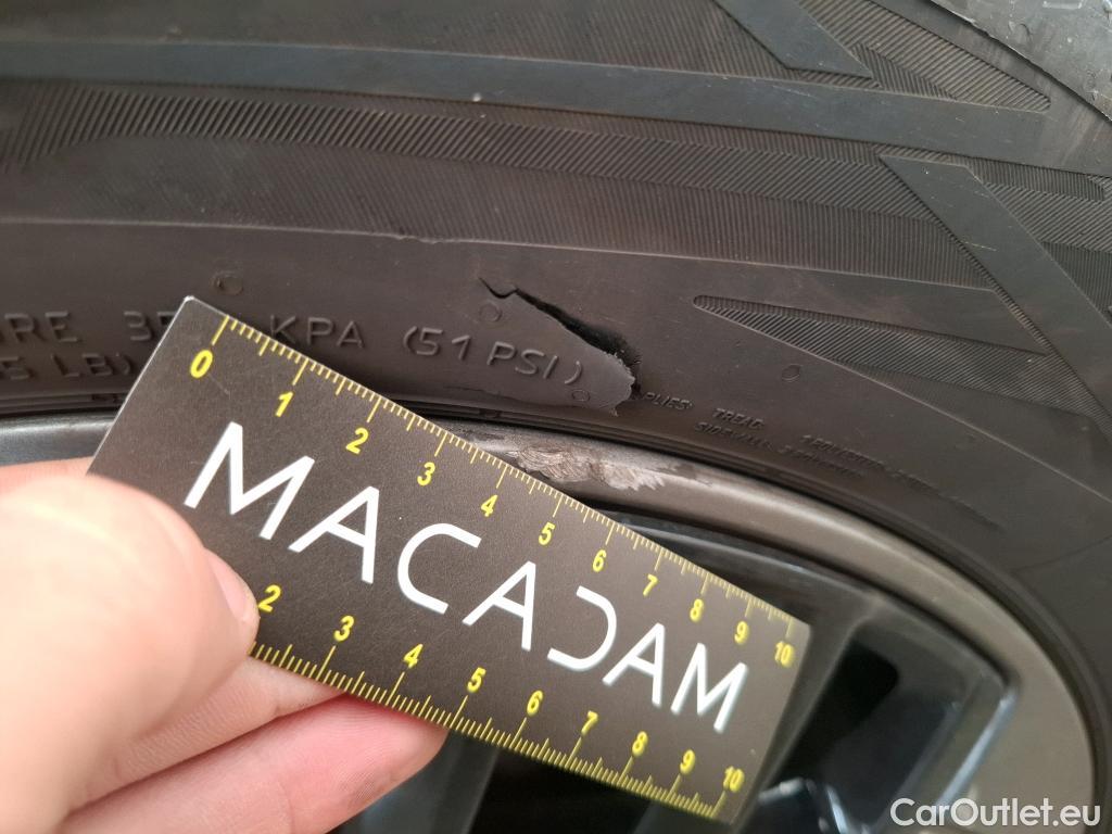  Citroen  C4  Berline Feel Pack 1.2 PureTech 130CV BVA8 6E #24