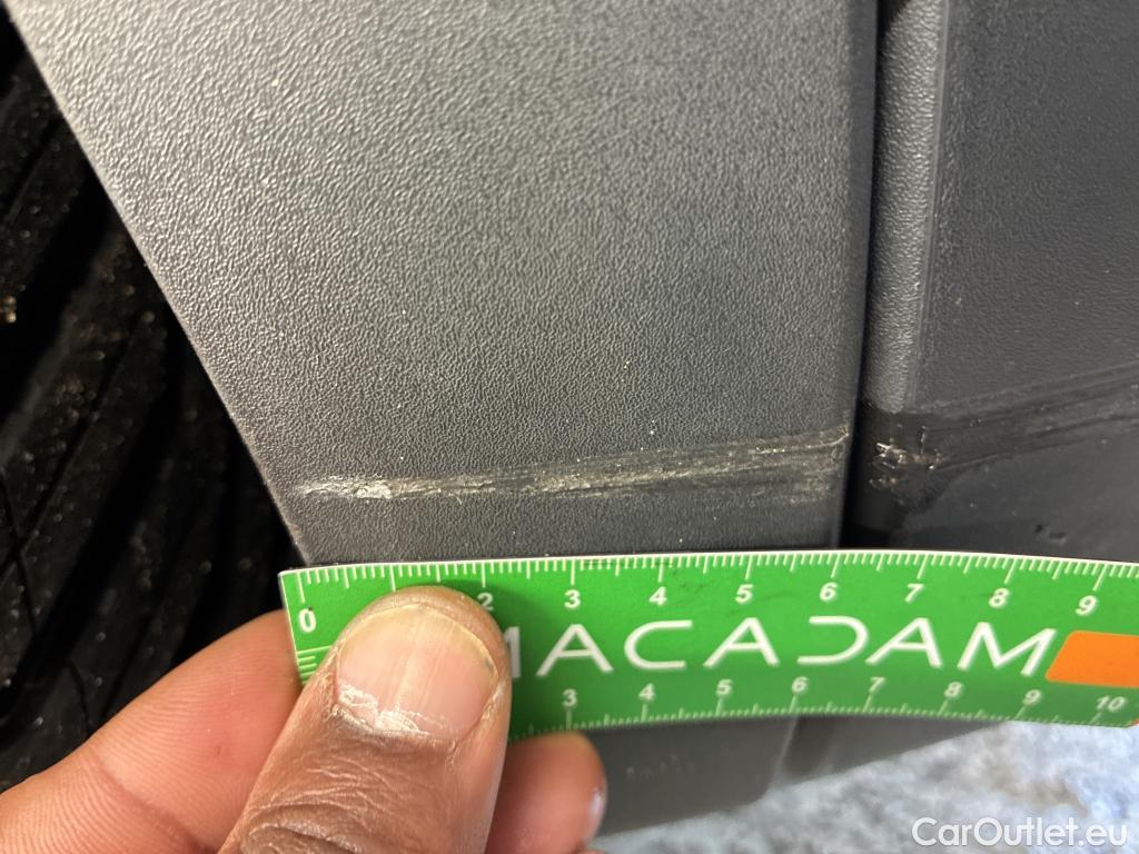  Peugeot  3008  Active Business 1.5 HDi 130CV BVA8 E6d #52