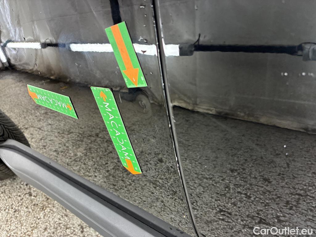  Peugeot  3008  Active Business 1.5 HDi 130CV BVA8 E6d #24