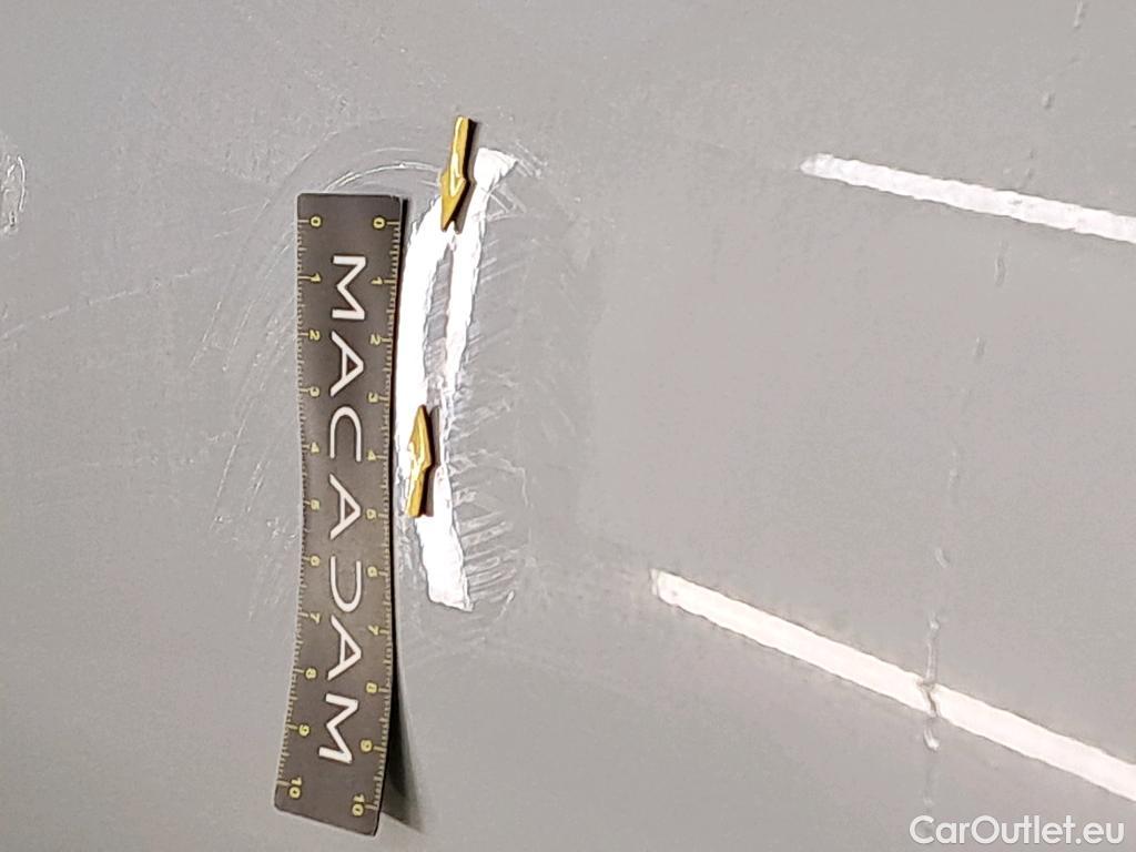  Peugeot  208  Affaire VU 5p Berline BlueHDi 100 PREMIUM #14