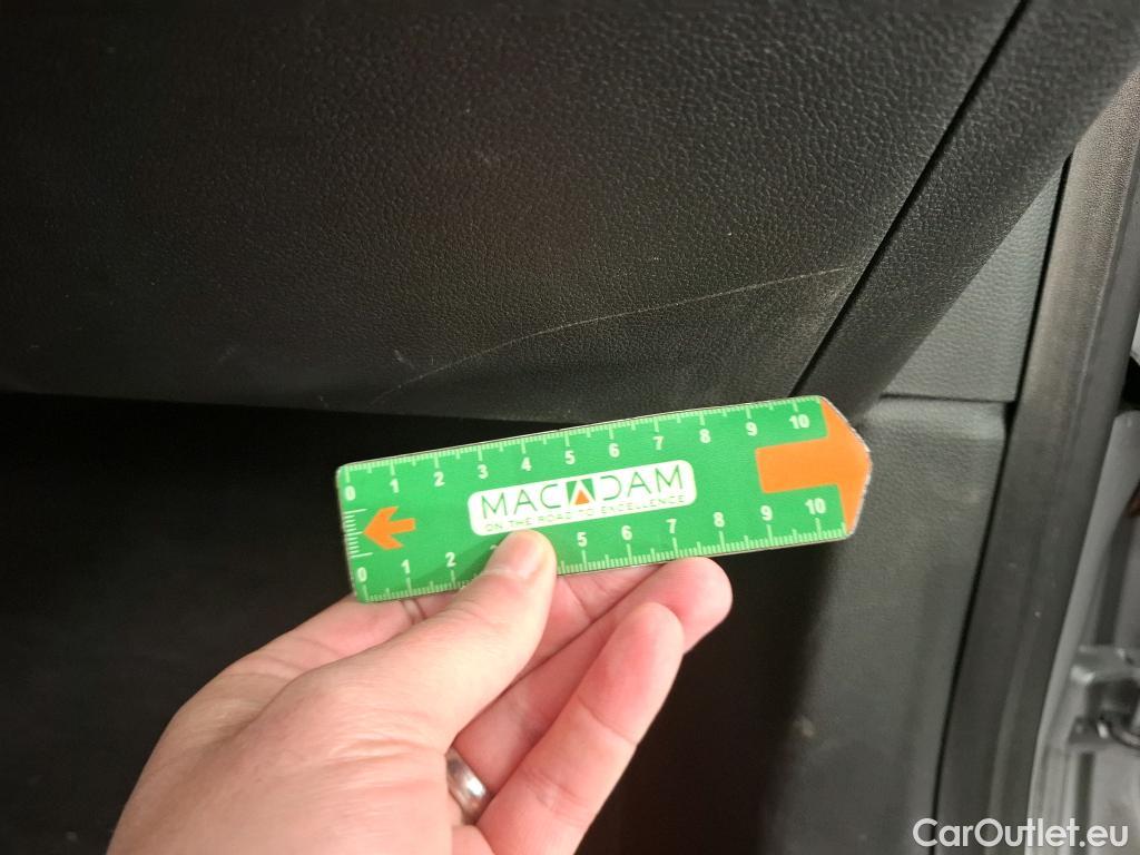  Renault  Clio  V Business 1.6 E-TECH Hybrid 140CV BVA6 E6d #9