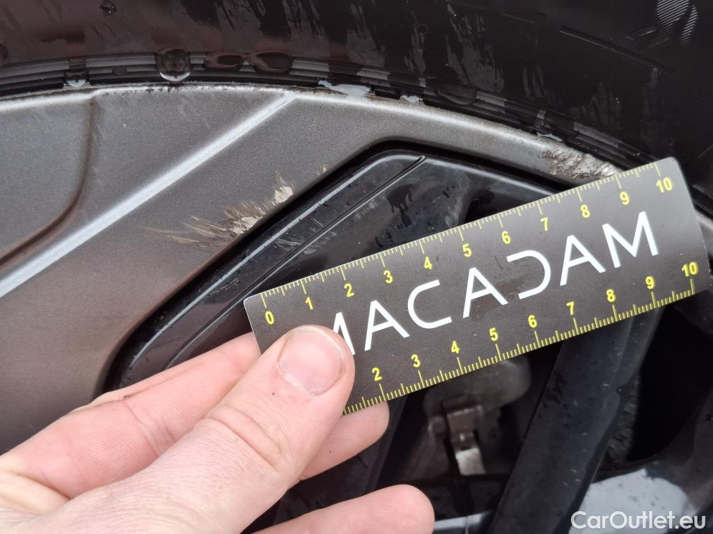  Citroen  C4  Berline Feel Pack 1.2 PureTech 130CV BVA8 6E #61