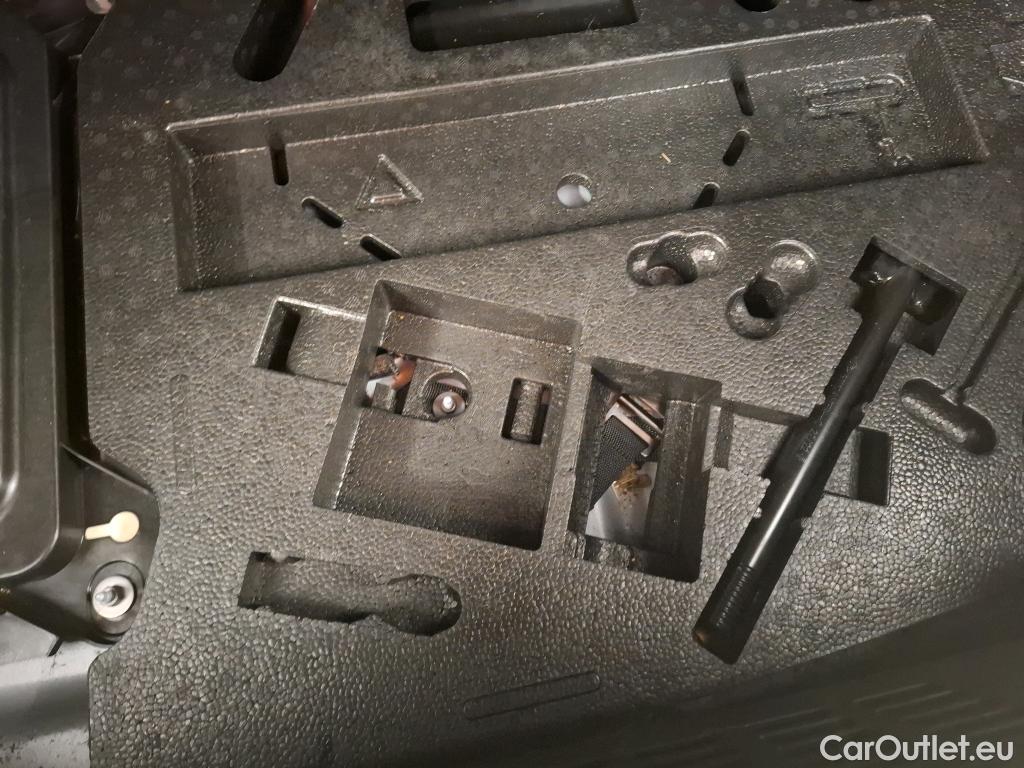  Renault  Clio  V Business 1.6 E-TECH Hybrid 140CV BVA6 E6d #14