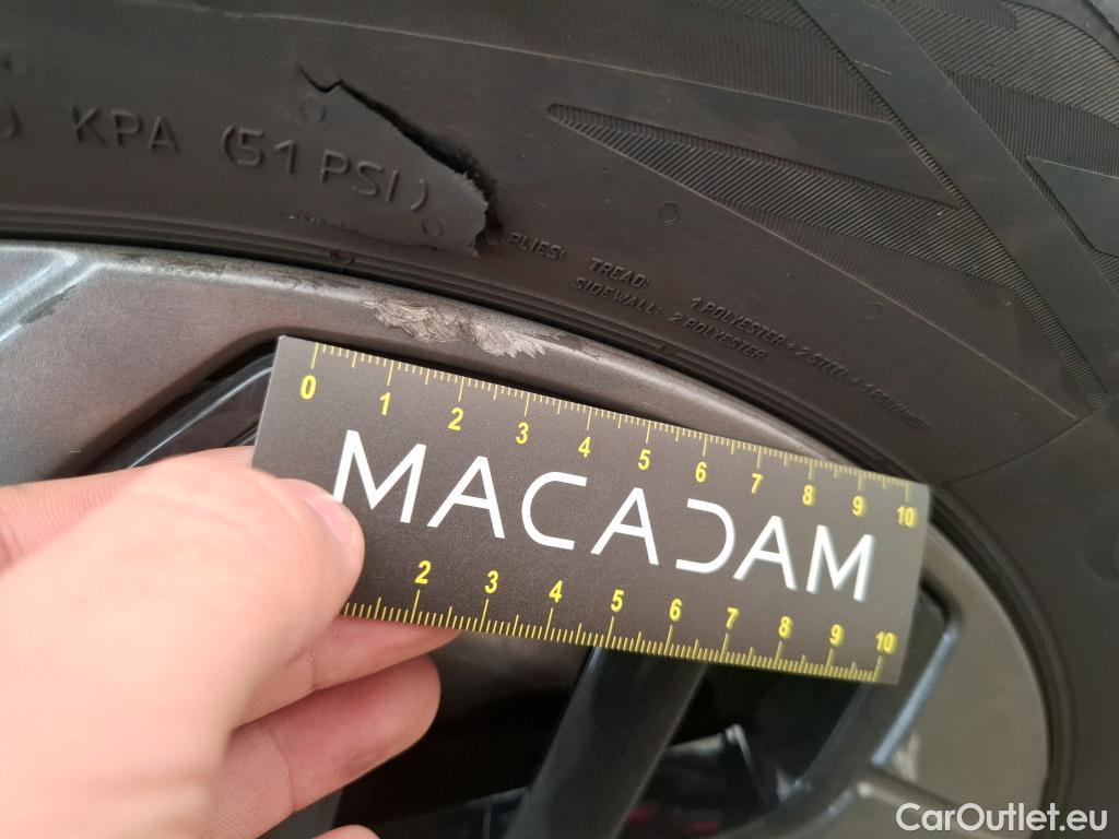  Citroen  C4  Berline Feel Pack 1.2 PureTech 130CV BVA8 6E #47