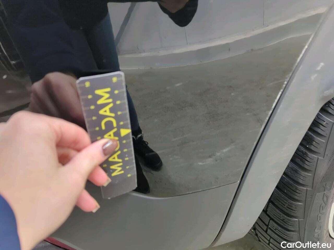  Peugeot  3008 1.2 PureT.BL Allure #38