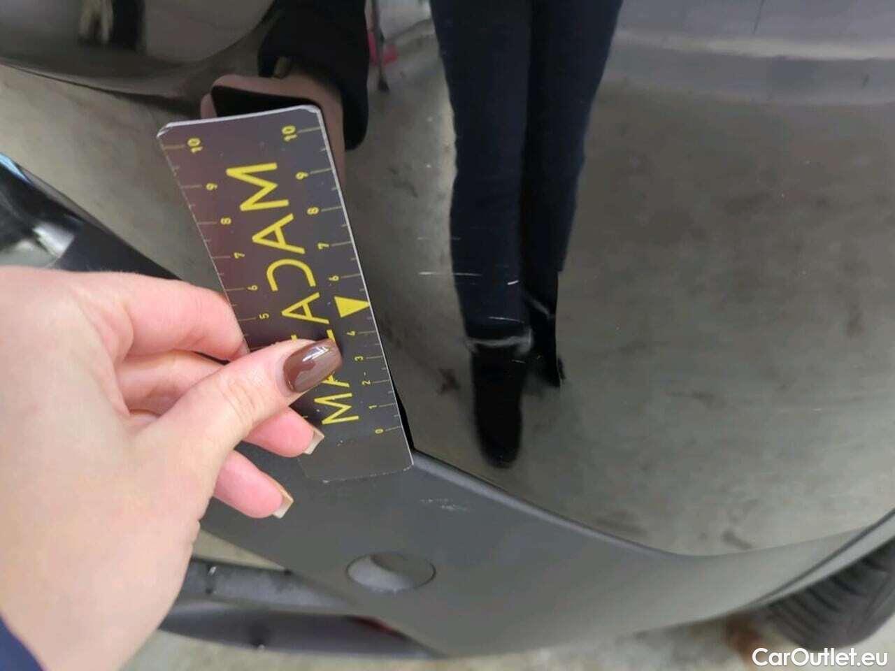  Peugeot  3008 1.2 PureT.BL Allure #37