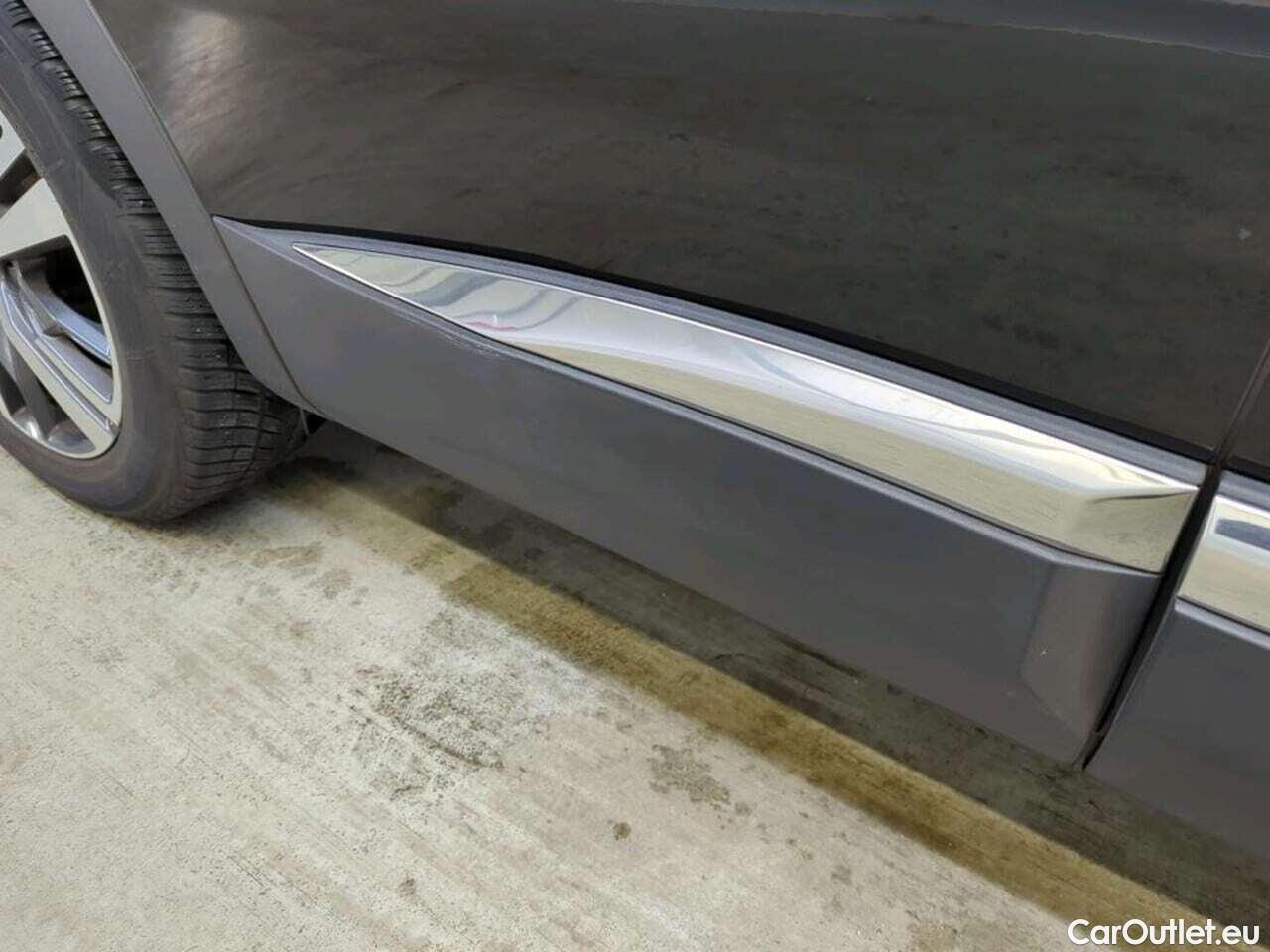  Peugeot  3008 1.2 PureT.BL Allure #25