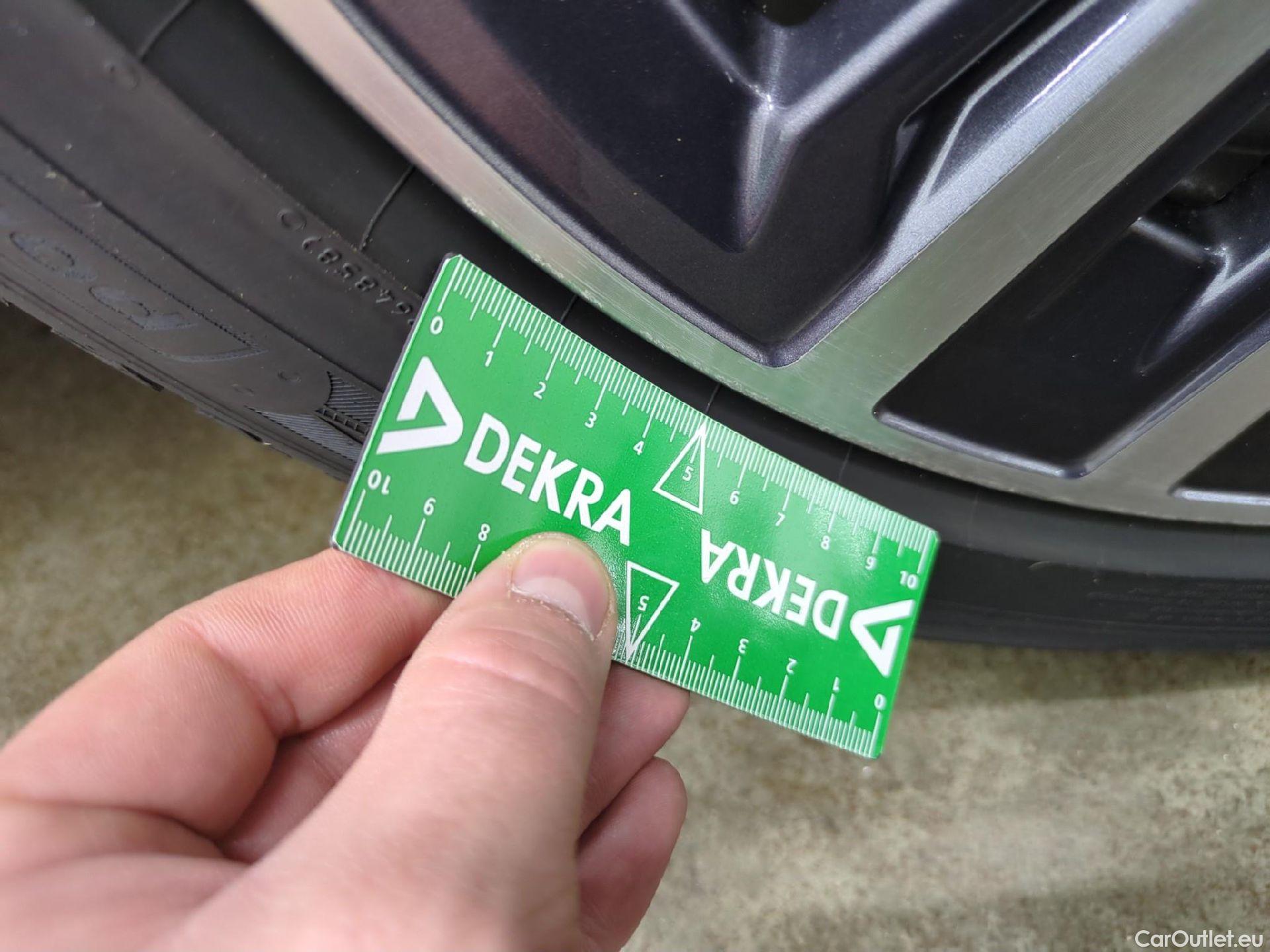  Bmw  Serie 1 1 Berline 116 d Business Design 1.5 115CV BVM6 E6d #4