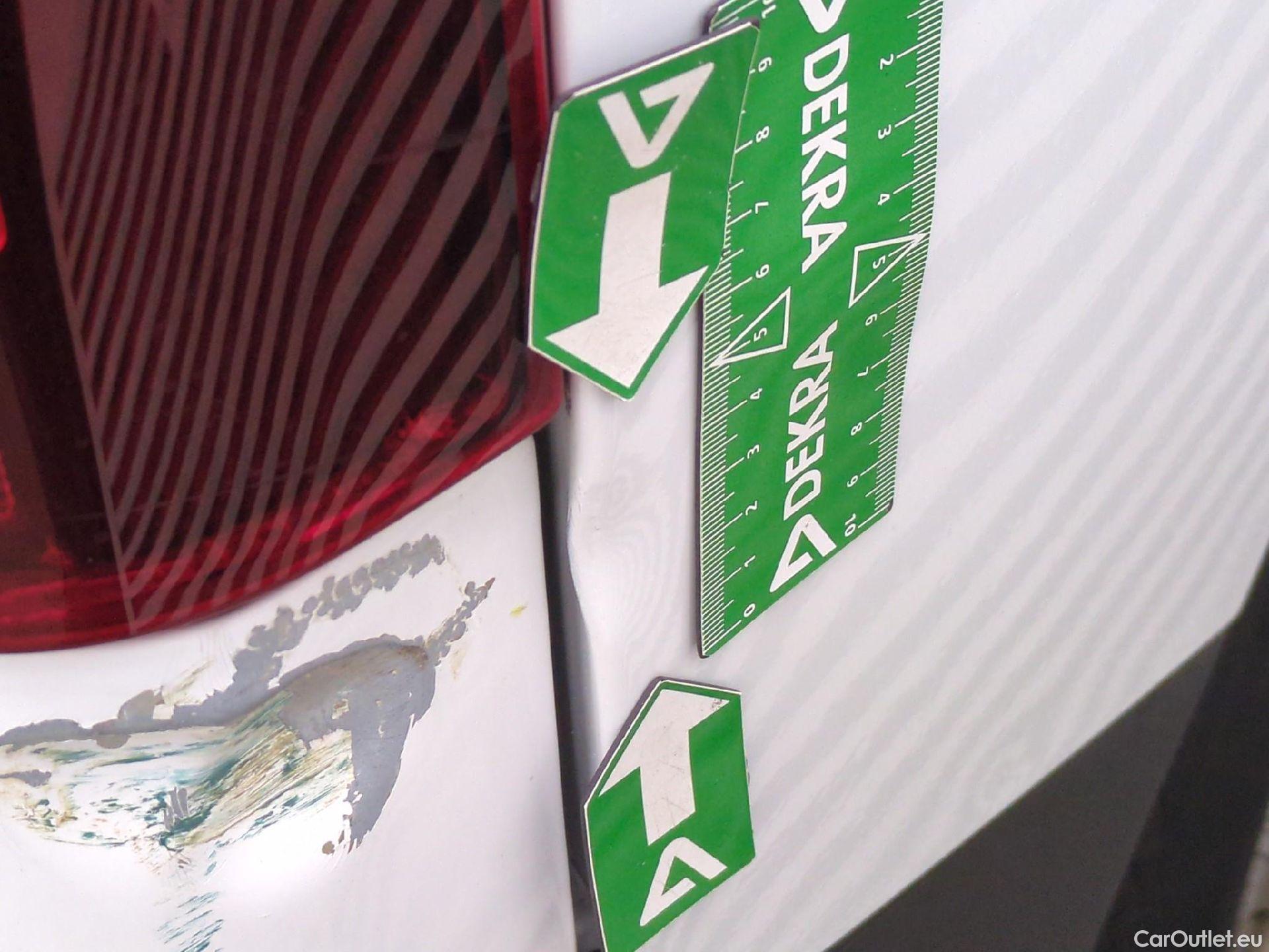  Citroen  Berlingo  Fourgon Club M 650 1.5 BlueHDi 75CV BVM5 E6dT #24