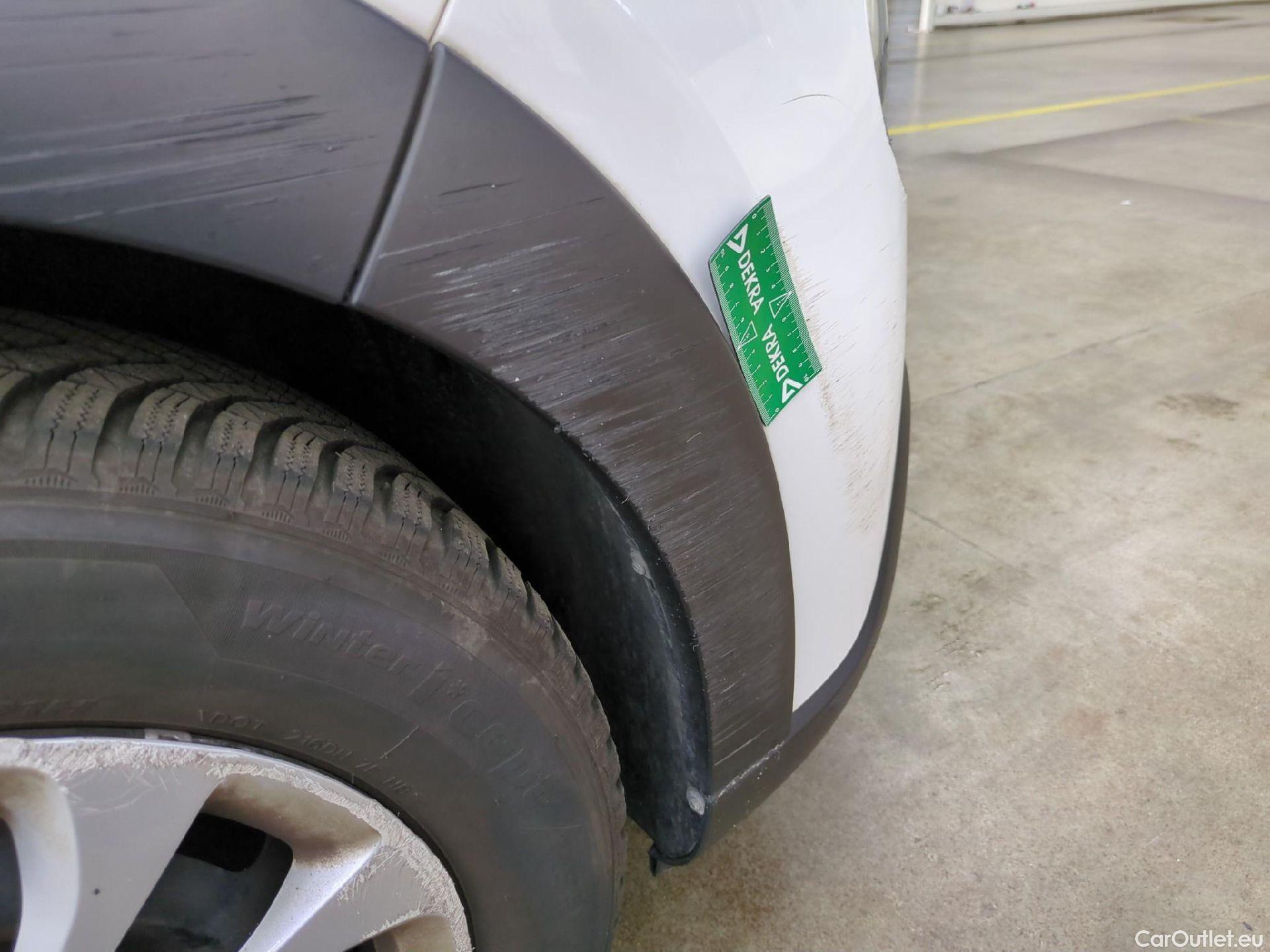  Citroen  C3  Société Feel Nav 1.5 BlueHDI 100CV BVM5 E6dT #11