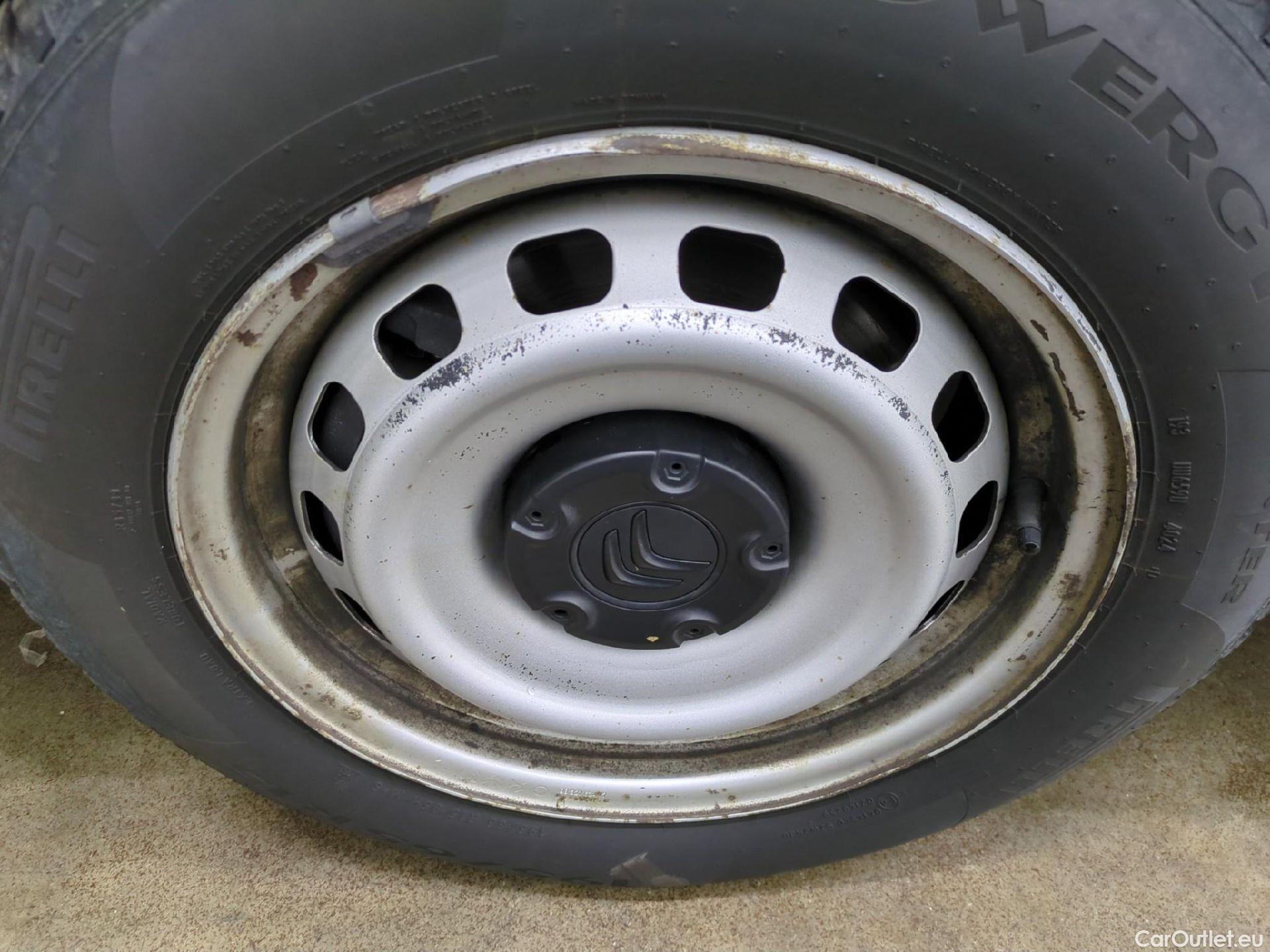  Citroen  Berlingo CITROEN  Van / 2018 / 4P / Fourgonnette M 650kg PT 110 S&S BVM Driver Connect #16