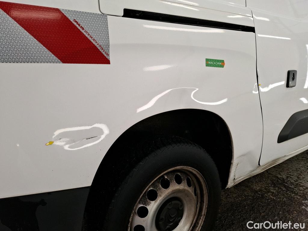  Citroen  Berlingo  Fourgon Driver XL 950 1.5 BlueHDi 100CV BVM5 E6dT #4