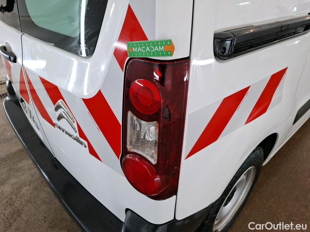  Citroen  Berlingo  Fourgon Club L1 (Court) 1.6 BlueHDi 100CV BVM5 E6 #12