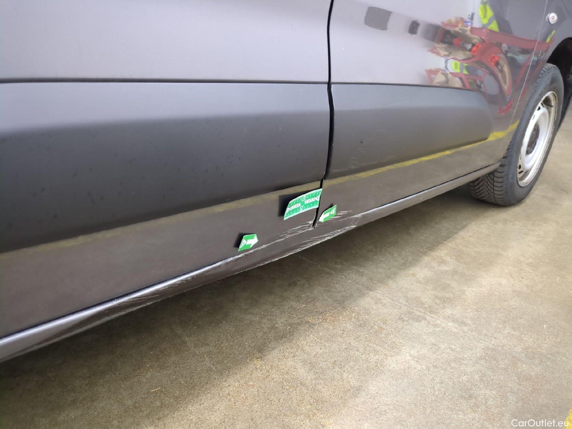  Citroen  Berlingo CITROEN  Van / 2018 / 4P / Fourgonnette M 650kg PT 110 S&S BVM Driver Connect #26