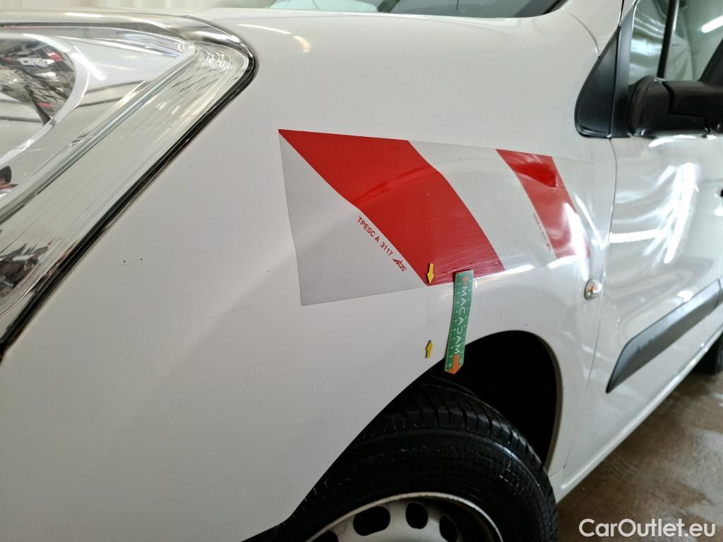  Citroen  Berlingo  Fourgon Club L1 (Court) 1.6 BlueHDi 100CV BVM5 E6 #15