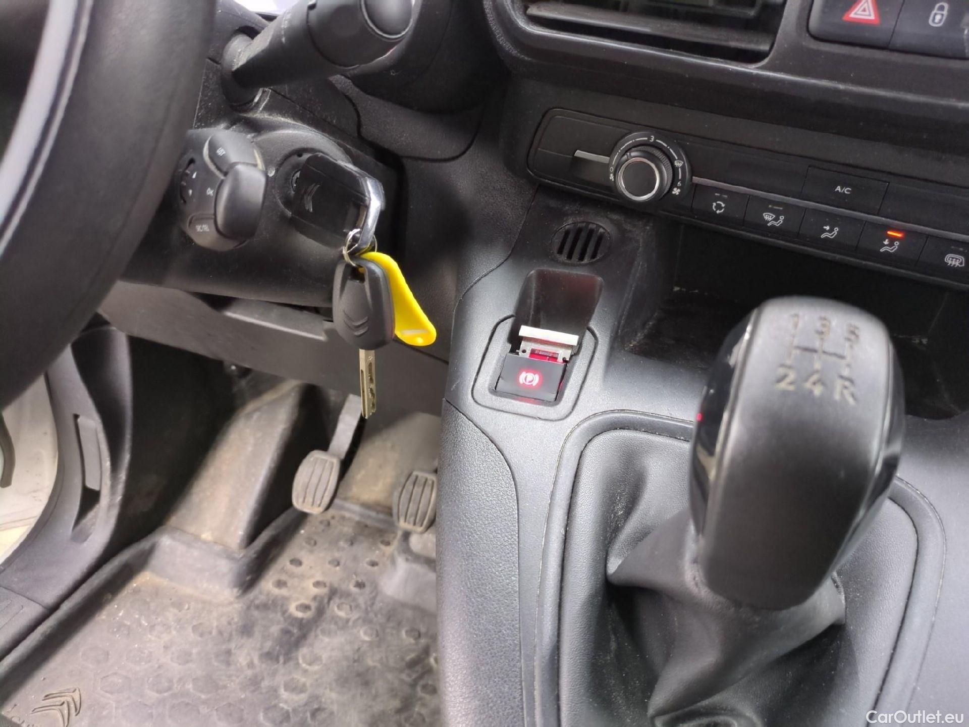  Citroen  Berlingo  Fourgon Club M 650 1.5 BlueHDi 75CV BVM5 E6dT #4