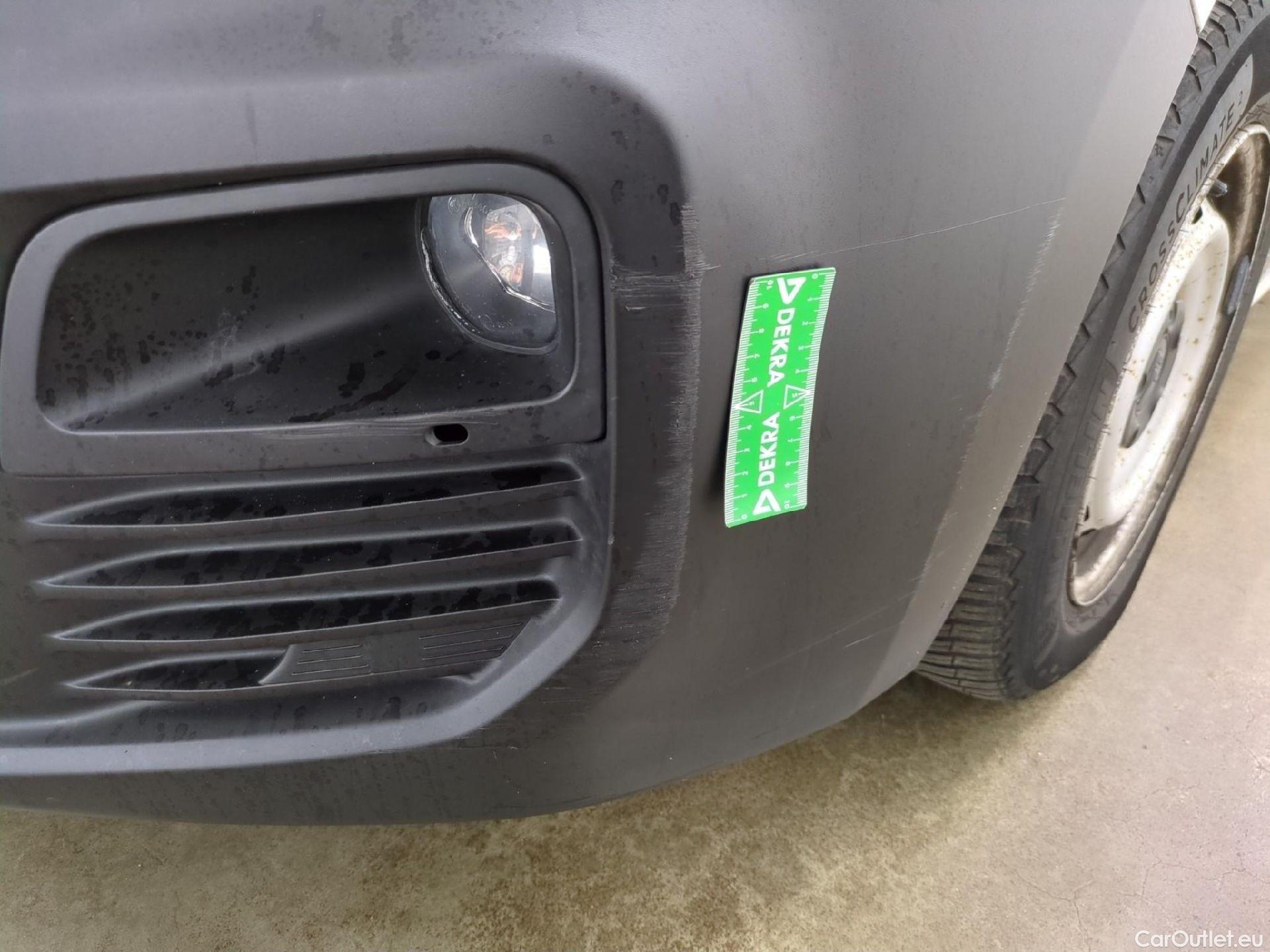  Citroen  Berlingo  Fourgon Club M 650 1.5 BlueHDi 75CV BVM5 E6dT #37