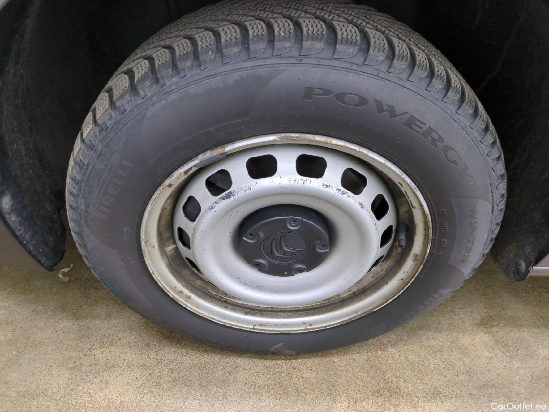  Citroen  Berlingo CITROEN  Van / 2018 / 4P / Fourgonnette M 650kg PT 110 S&S BVM Driver Connect #15