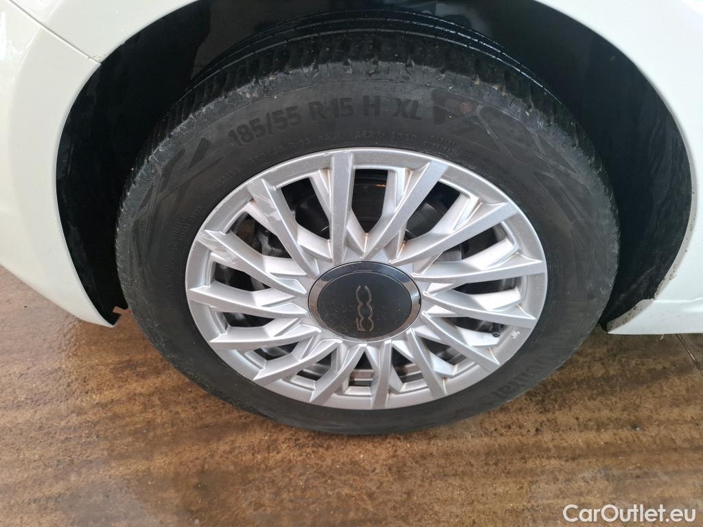  Fiat  500 FIAT   2015  3P  Berline Hybrid 10 BSG 70 ch Dolcevita #6