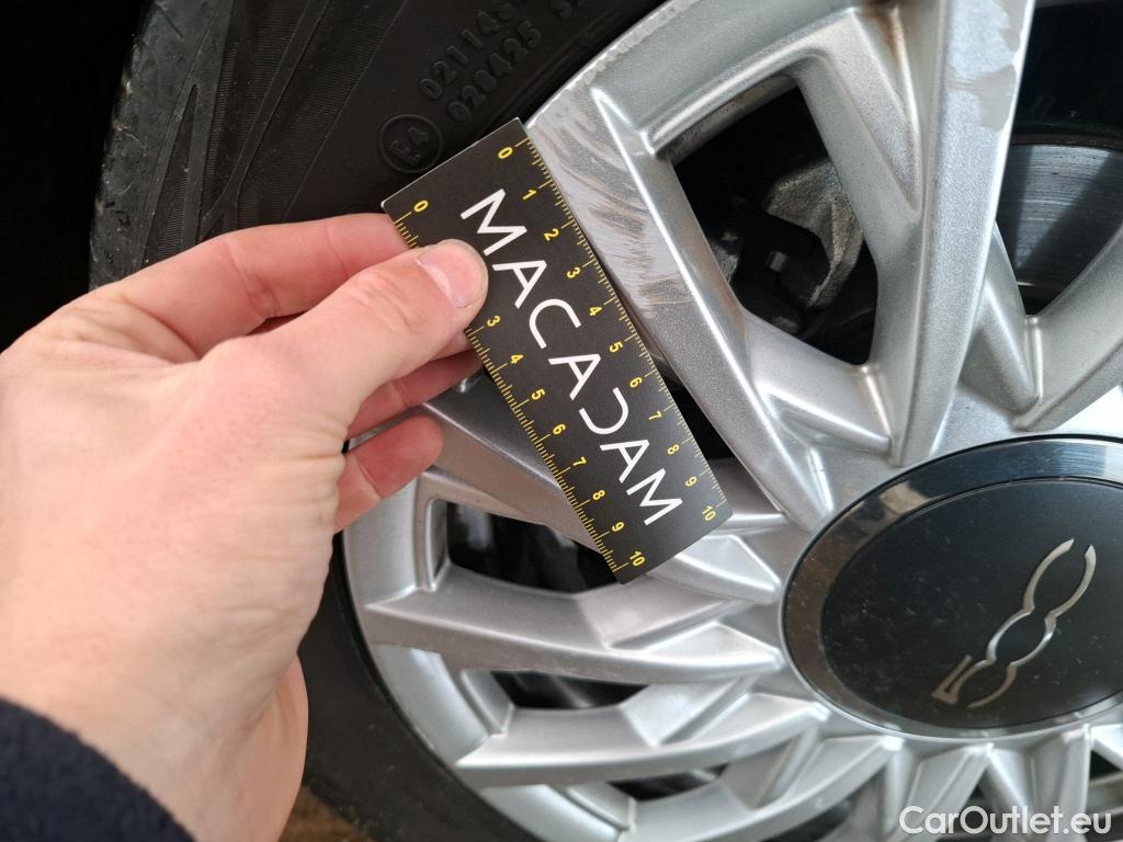  Fiat  500 FIAT   2015  3P  Berline Hybrid 10 BSG 70 ch Dolcevita #7