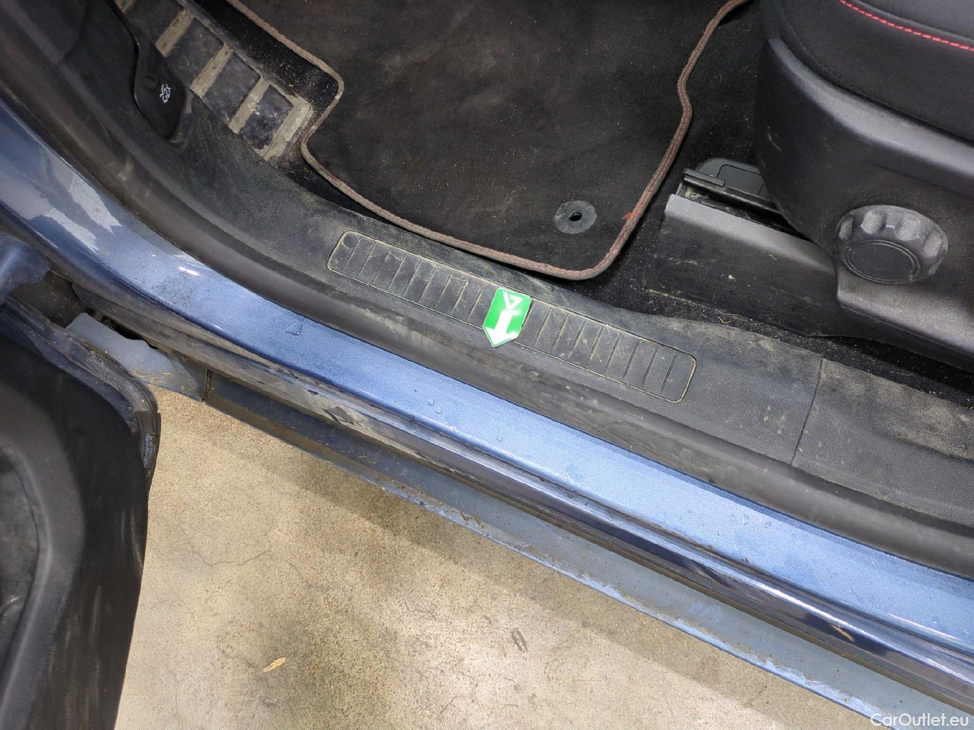  Ford  Kuga FORD  / 2019 / 5P / SUV 2.5 190 hybrid Flexifuel Pshift ST-Line #1