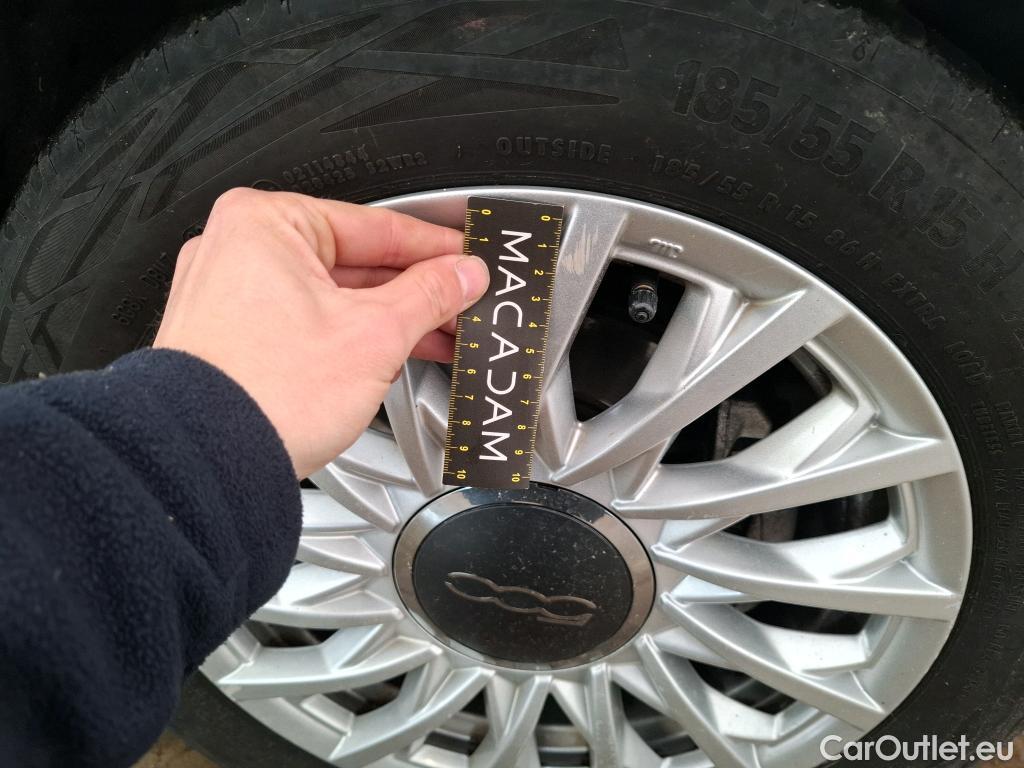  Fiat  500 FIAT   2015  3P  Berline Hybrid 10 BSG 70 ch Dolcevita #12