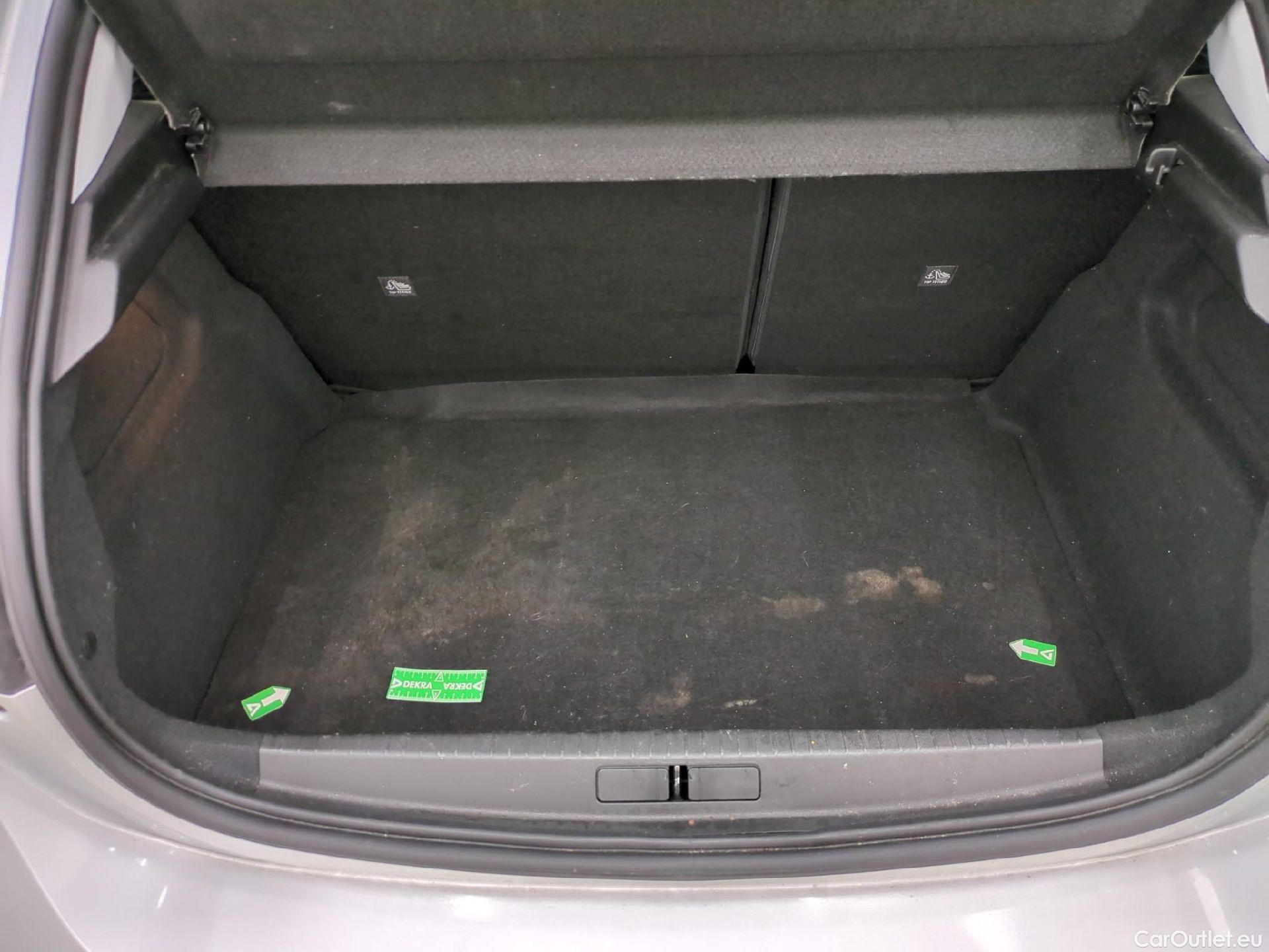  Opel  Corsa  F Elegance Business 1.2 Turbo 100CV BVM6 E6d #1