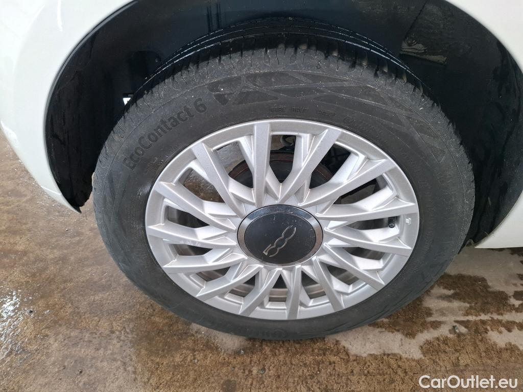  Fiat  500 FIAT   2015  3P  Berline Hybrid 10 BSG 70 ch Dolcevita #25