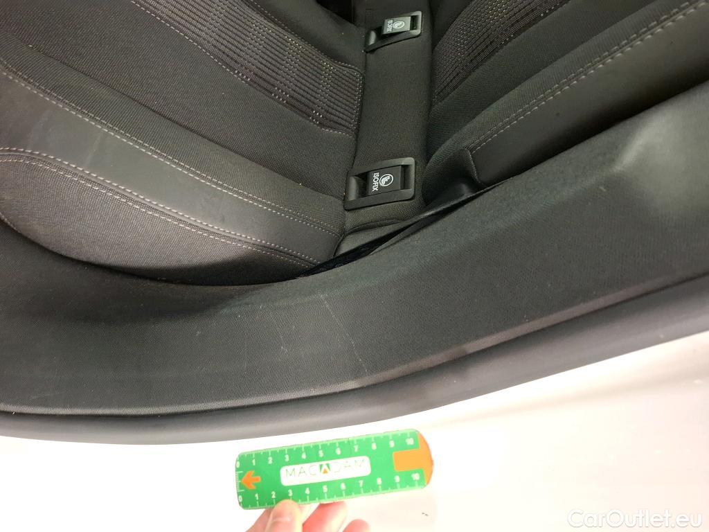  Peugeot  308  Allure Business 1.2 PureTech 130CV BVM6 E6d #15