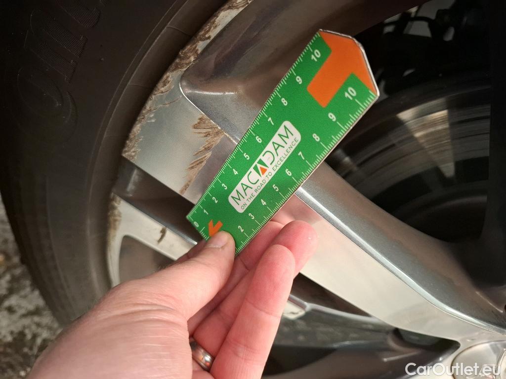  Peugeot  3008  Allure Pack 1.5 HDi 130CV BVA8 E6d #17