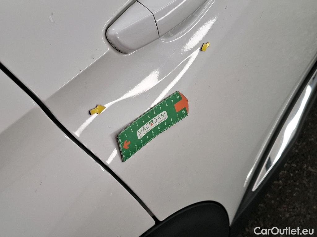  Peugeot  3008  Allure Pack 1.5 HDi 130CV BVA8 E6d #2