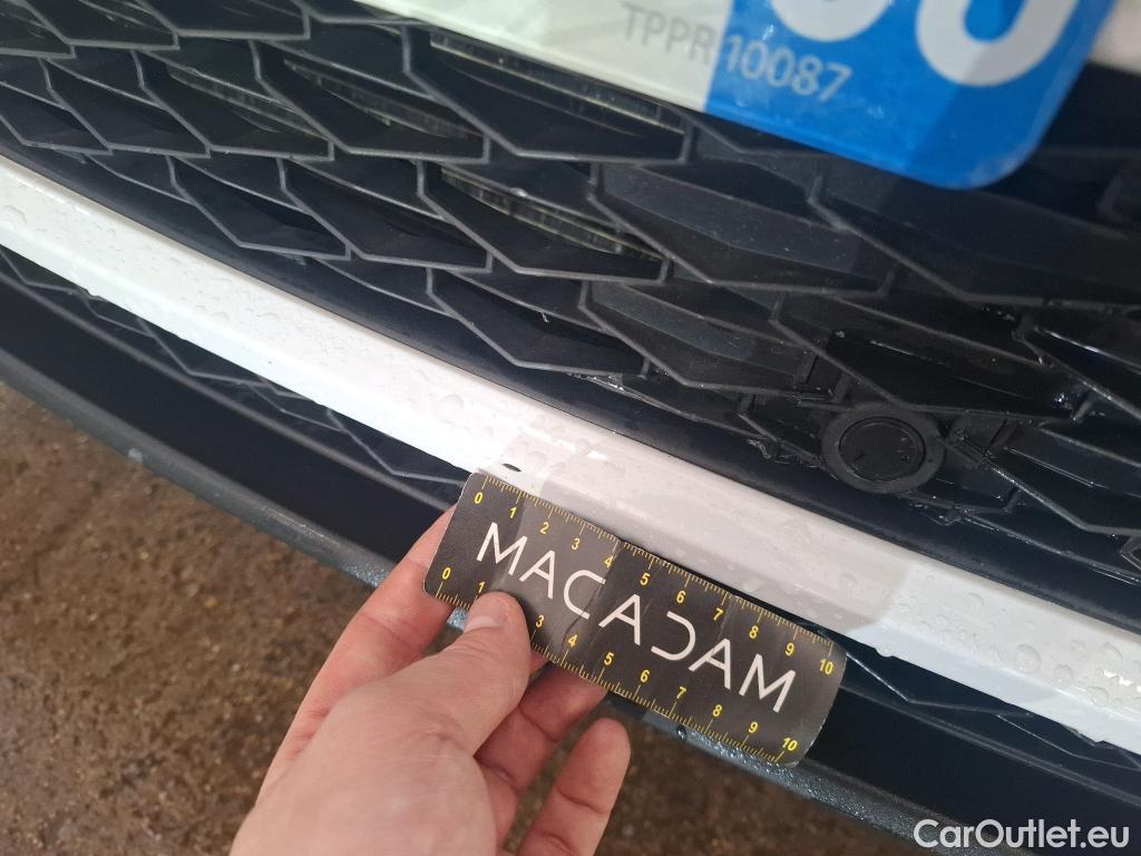  Skoda  Karoq  Style 2.0 TDI 115CV BVA7 E6d #10